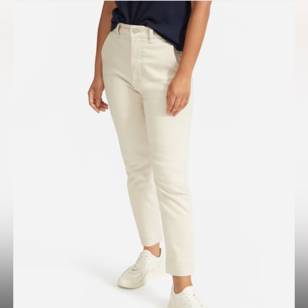 Everlane Slim Leg Crop Pants in Sandstone
